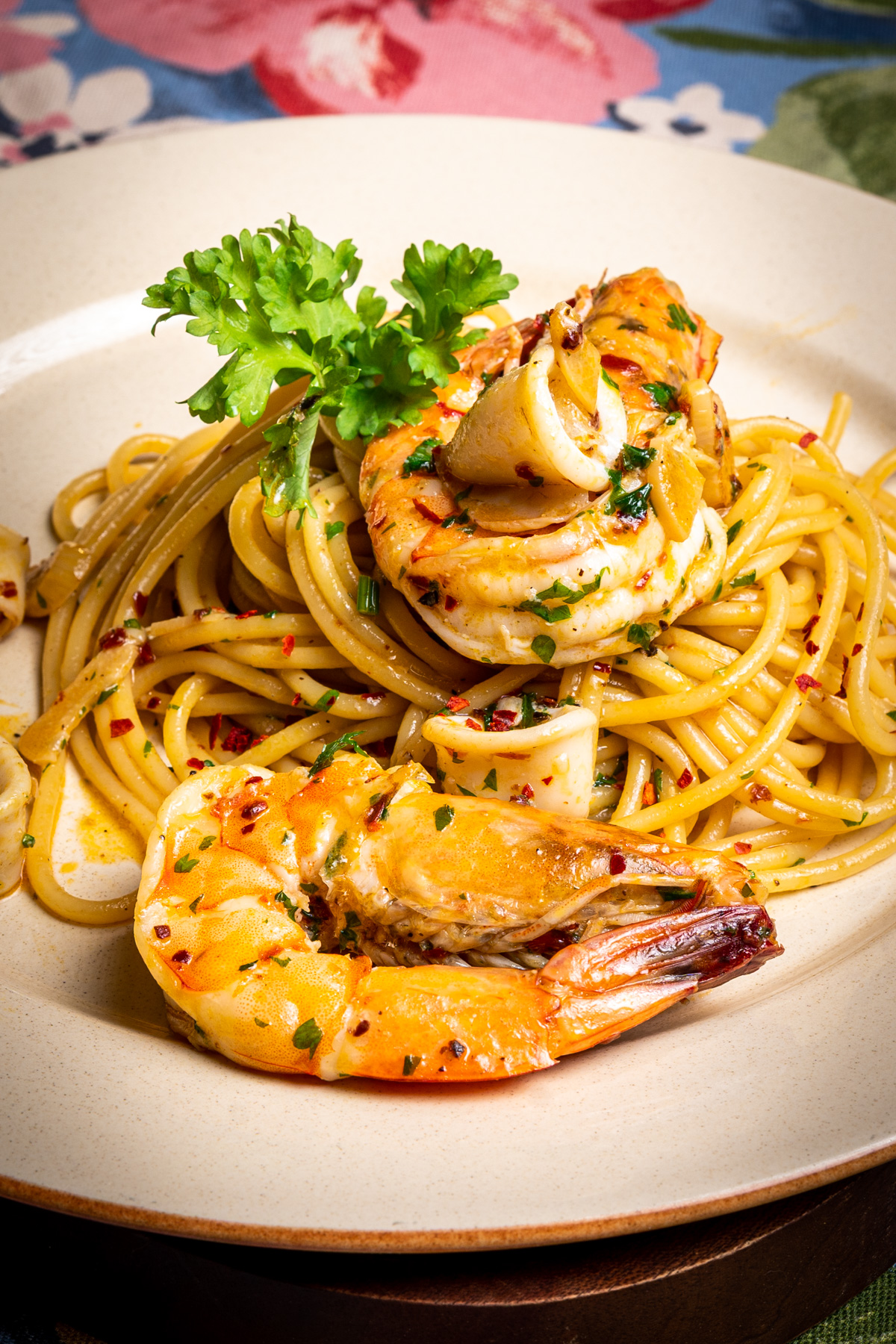 Spaghetti Aglio Olio dengan Seafood
